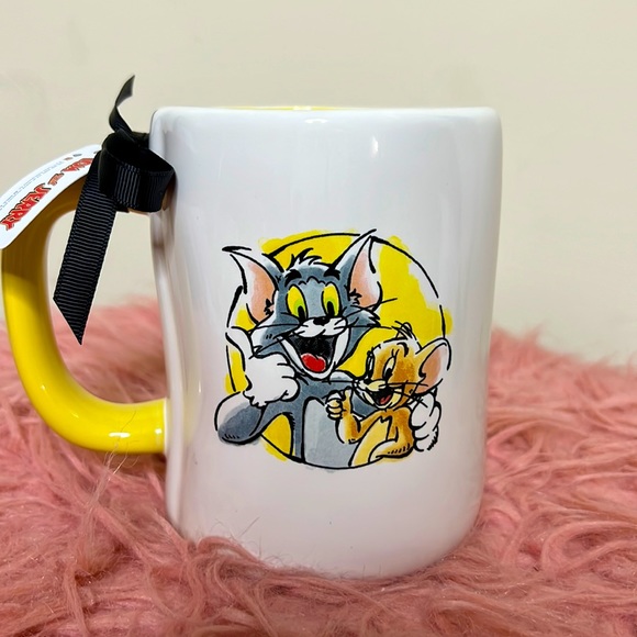 NWT  🐈Tom and 🐭Jerry BFF Mug - Picture 1 of 4